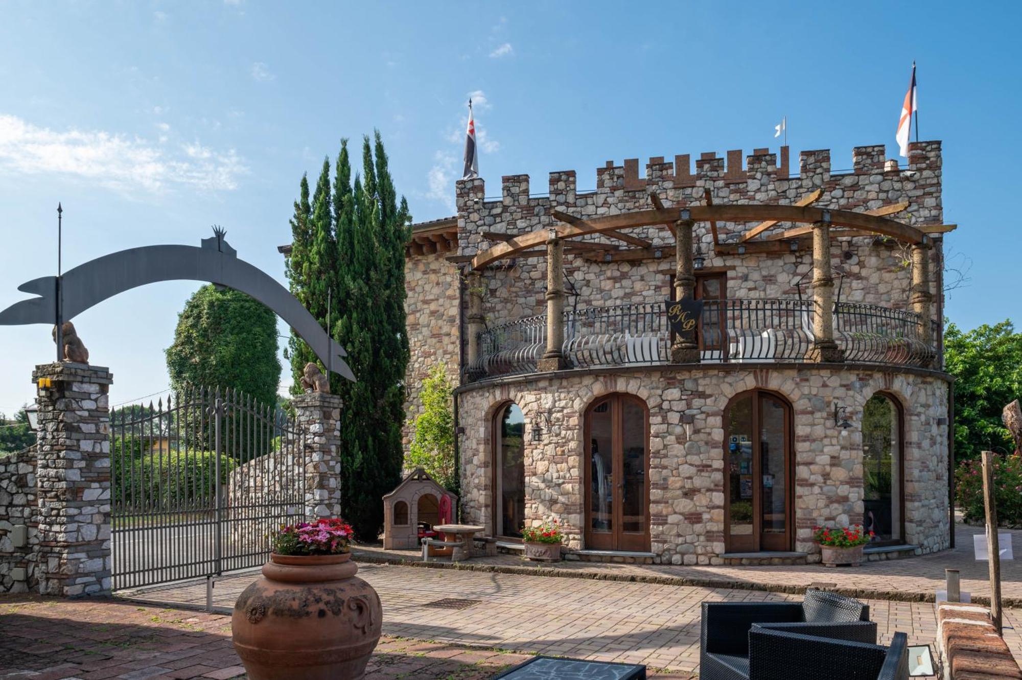 Bed and Breakfast Castello Dei Templari Lucca Exterior foto
